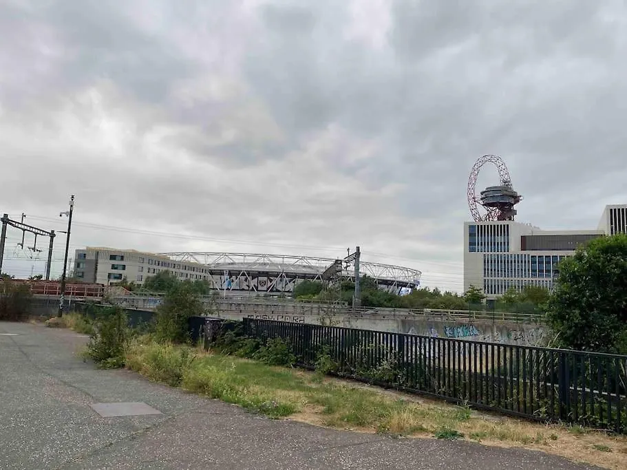 Canal-Flat Near Stratford International Station Lejlighed London